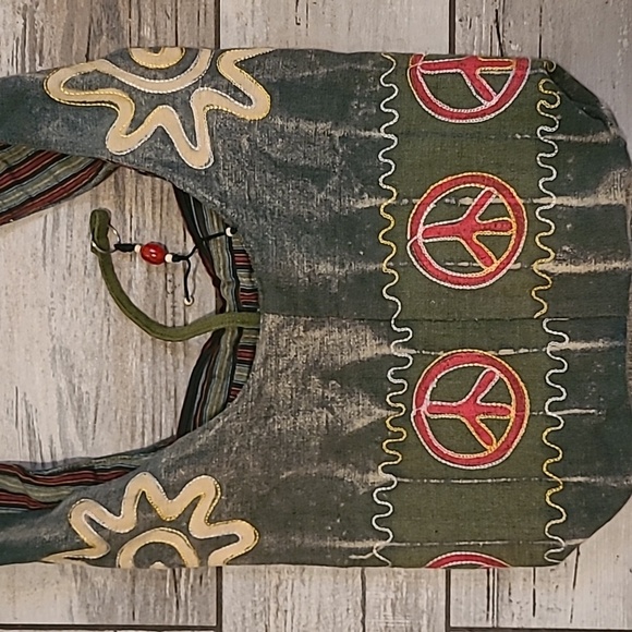 Rising International Green Bohemian Bag Peace Embroidered Crossbody Slingbag - Picture 6 of 14